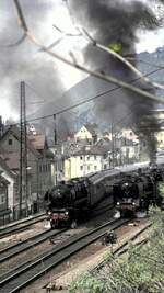 01 1066 und 01 118 mit 01 1100 Ausfahrt aus Geislingen/Steige am 30.04.1994.