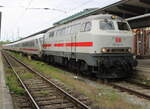 218 341-6 mit IC 2263(Rostock-Hamburg)kurz vor der Ausfahrt im Rostocker Hbf.10.05.2026