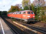 BR225/112843/eine-doppeltraktion-aus-db-225-ist Eine Doppeltraktion aus DB 225 ist am 14.10.2008 in Bochum-Hamme unterwegs.