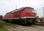 132 372-4 vom Mecklenburgischen Eisenbahn-und Technikmuseum stand zu den Schweriner Modellbahn-Tagen drauen zur besichtigung.29.09.2012