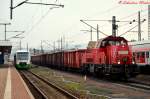 261 095-4 mit Alt metallübergabe bei der Einfahrt in denn Eisenacher GBF am 03.03.2014