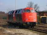 228 757-1 von der Erfurter Bahnservice GmbH stand zu diesem Zeitpunkt noch in Rathenow. Dieser Foto hat glcklicherweise mein Vater gemacht. 21.02.2011