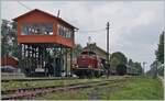 Das berühmte alte Stellwerk von Konstanz steht nun in Die Diesellok 211 041-9 (92 80 1211 041-9 D-NeSA) mit einem stimmigen Zug aus Umbauwagen wartet als  Morgenzug  im Bahnhof Zollhaus Blumberg; so wird die aus Weizen angekommen Diesellok 211 041-9 (92 80 1211 041-9 D-NeSA) mit ihrem stimmigen Zug aus Umbauwagen schon fast zur Nebensache. 

27. August 2022e  