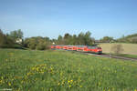 218 403-4 mit dem RE2 RE4852 Mnchen - Hof bei Escheldorf.