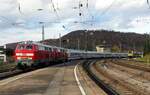 218 483-6 und eine weitere 218 mit IC Allgäu 2013 in Geislingen Steige am 26.10.2021.