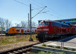 Die DB 218 431-5 (92 80 1218 431-5 D-DB) der DB Regio AG / DB Gebrauchtzug hat uns am 22 April 2026, mit dem RE 2 von L�beck Hbf nach Bad Kleinen gebracht, nun steht sie mit dem Zug wieder zur R�ckfahrt bereit.

Die V 164 wurde 1978 von der Friedrich Krupp AG in Essen unter der Fabriknummer 5397 gebaut und als 218 431-5 an die Deutsche Bundesbahn geliefert.