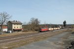 232 201-4 durchfährt Pechbrunn mit dem 51723 Nürnberg - Leipzig Engelsdorf Frankenwald Umleiter.