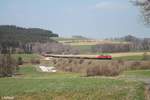 Und nochmal 232 428 mit dem 45390 MNE Überführung bei Lengenfeld in der Kurve richtung regensburg unterwegs.