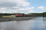 232 472 mit dem letzten Schotterzug von Pechbrunn nach Nürnberg am Rechenweiher bei Reuth bei Erbendorf.