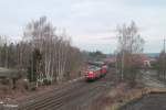 233 636-0 kommt mit dem EZ 51612 Leipzig Engelsdorf - Nürnberg bei der Einfahrt in Marktredwitz.