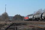 Nachschuss auf 233 357-2 mit dem Kesselzug bei der Ausfahrt in Pechbrunn.