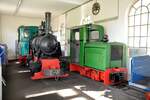 Feldbahn Dampflok Nr.5 von Hersteller Jung Bauart Bnzt (Hidalgo) Baujahr 1935 und Diesellok (Deutz  OME 117 ) Bauart B-d Baujahr 1937, Fabrik-Nummer 21197; im Deutschen Dampflok-Museum