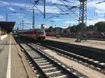 611 036 fährt im Juli 2017 in Ulm Hbf in die abstellung.