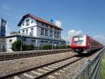 611 512 auf der Südbahn in Warthausen am 16.05.2015.