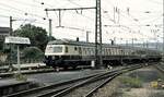 614 069-3 in Hildesheim im Mai 1990.