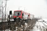 650 322 mit den Gegengewichten zum Spannen der Seile der Weiche und der Formsignale in Gerlenhofen am 20.02.2010.