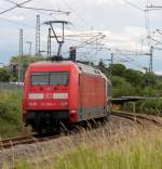 101 088-3 mit IC 2184 von Hamburg Hbf nach Ostseebad Binz bei der Ausfahrt im Rostocker Hbf.23.06.2013