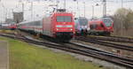101 142-8 mit IC2182(Hamburg-Stralsund)bei der Einfahrt im Rostocker Hbf.08.03.2020