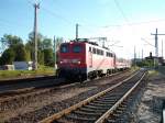Wieder mit Versptung durchfuhr EC 378 Wien-Binz mit 110 200 den Bahnhof Lietzow.