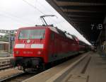 120 201-9 mit RE 4305 von Hamburg Hbf nach Rostock Hbf kurz nach der Ankunft im Rostocker Hbf.22.06.2013
