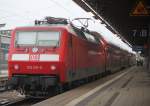BR 120/388012/120-201-9-mit-re-4310-von 120 201-9 mit RE 4310 von Rostock Hbf nach Hamburg Hbf wurde am 05.12.2014 von der DB-Sicherheit bewacht.