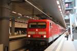 114 005 als RE3 im Berliner Hbf