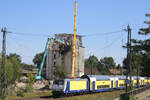 146-10 am 14.08.2026 in Tostedt. Im Hintergrund sind die Abrissarbeiten des Silos (Stader Saatzucht) zu sehen.
