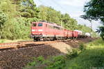 151 041-1 DB Cargo mit einem gemischtem Güterzug bei Friesack und fuhr weiter in Richtung Wittenberge. 29.07.2017