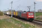 152 129-3 mit KLV-Zug von Rostock-Seehafen HH-Billwerder bei der Durchfahrt in Sildemow am 15.04.2012 