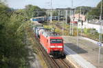 152 015-4 mit KLV-Zug von Hamburg-Billwerder nach Rostock-Seehafen bei der Durchfahrt in Rostock-Kassebohm.10.09.2017