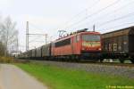 155 219 mit gemischten Güterzug am 08.04.2015 in Dedensen-Gümmer auf dem Weg Richtung Hannover