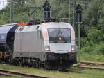 nach langer Zeit bekam ich endlich wieder ES 64 U2-101 in Rostock-Bramow vor die Linse.04.07.2026