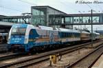 183 004-1 mit ALX bein Warten in Regensburg HBF am 08.08.2013