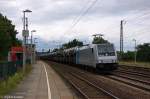 185 677-2 Railpool GmbH fr PCT - Private Car Train GmbH mit einem VW Autotransportzug in Saarmund und fuhr in Richtung Genshagener Heide weiter.