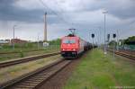 185 589-9 Macquarie Europesold to Rail für RheinCargo GmbH mit einem Kesselzug  Erdöldestillate oder Erdölprodukte  in Rathenow und fuhr in Richtung Wustermark weiter.
