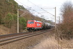 185 632-7 Alpha Trains für RheinCargo GmbH mit einem Kesselzug  Umweltgefährdender Stoff, flüssig  in Nennhausen und fuhr weiter in Richtung Stendal. 24.03.2016