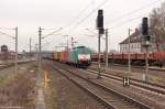 E 186 245-7 ITL - Eisenbahngesellschaft mbH mit einem Containerzug in Salzwedel und fuhr in Richtung Uelzen weiter.