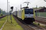BR 189/135657/es-64-f4---203-189 ES 64 F4 - 203 (189 203-3) Dispo im Dienst fr die ITL mit Containerzug in Rathenow in Richtung Wustermark unterwegs. 27.04.2011