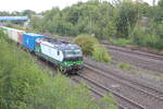 193 761 mit Seekisten am Haken durchf�hrt am 23.08.2026 den Tostedter Bahnhof.