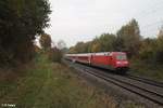 101 028-9 schiebt den RE 4011 Nürnberg - München (NIM München Nürnberg Express) bei Fahlenbach.