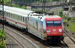 101 087-5 mit Werbung für Südafrika und IC in Ulm am 23.05.2012.