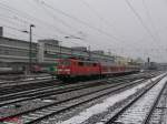 111 073-3 verlsst Regensburg HBF mit RB 32108 Neumarkt (Oberpfalz) 8:56  09.01.10  