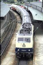 111 017-0 mit IC  Chiemsee  in Berchtesgaden am 18.06.1981.