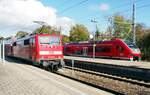111 073-3 und 633 045 Pesa-Link III dreiteilig in Memmingen am 23.10.2021.