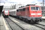 111 033-7 und 612 081-0 in Ulm am 02.08.2002.