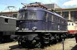 118 010-8 in der Ausstellung 100 Jahre elektrische Lokomotiven in München-Freimann am 25.05.1979.