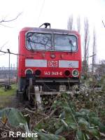 Frontansicht der 143 949-6 im BW Dsseldorf-Altstadt.