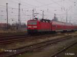 143 566-8 schiebt den RB11 Frankfurt/Oder in den Bahnhof Eisenhttenstadt.