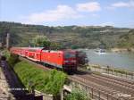 143 025-5 erreicht Oberwesel mit ein RE Frankfurt/Main im Sandwitch.