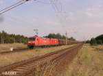 145 009 + 020-4 warten in der Nordausfahrt vom Werksbahnhof Ziltendorf auf weiterfahrt.